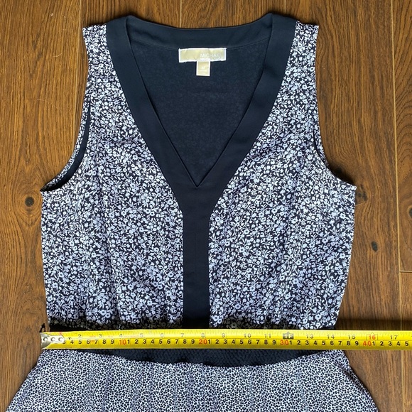 MICHAEL KORS navy & white floral-print dress - Picture 4 of 11